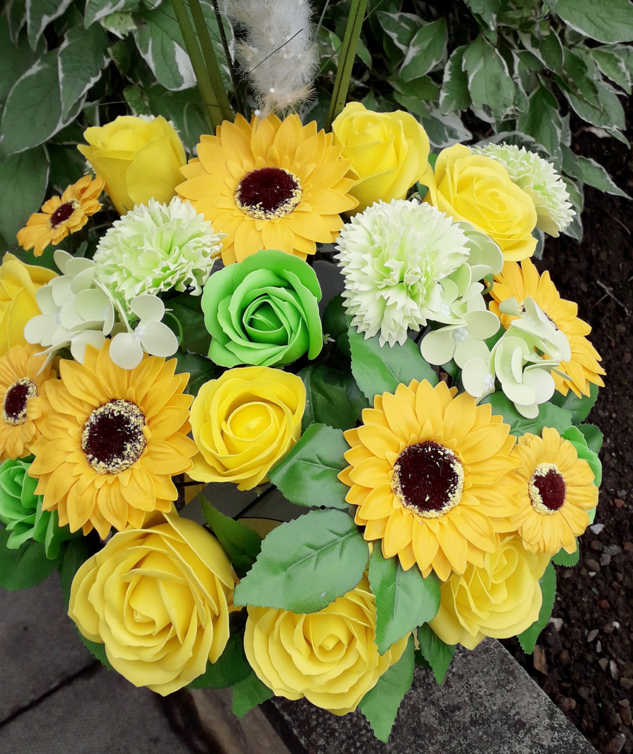 yellow and green luxury bouquet close up