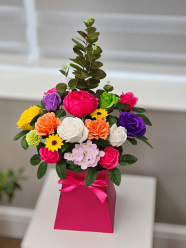 a tranp vase