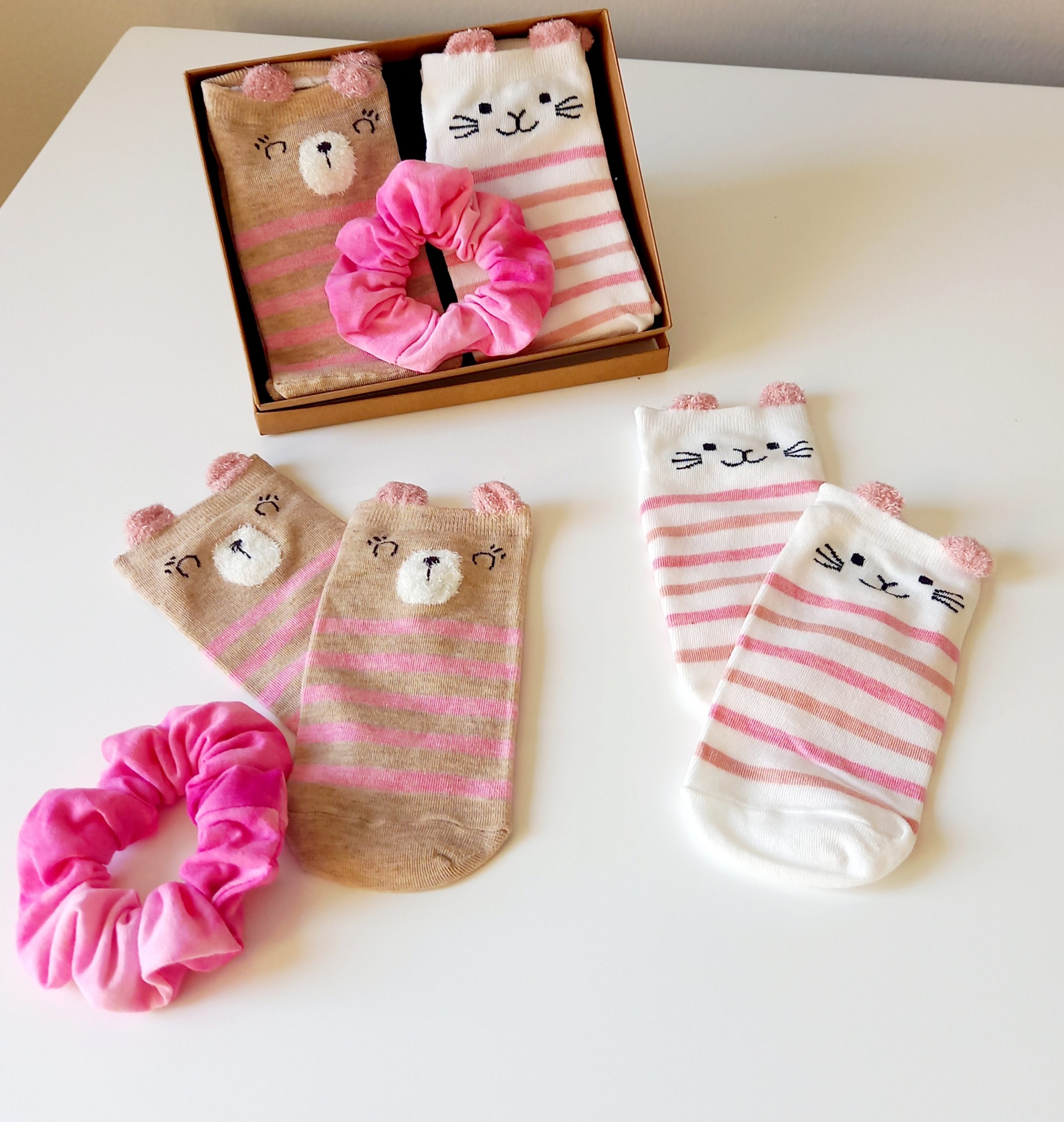 darker pink cutie socks