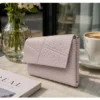 medium pebbled purse with gift box in pink